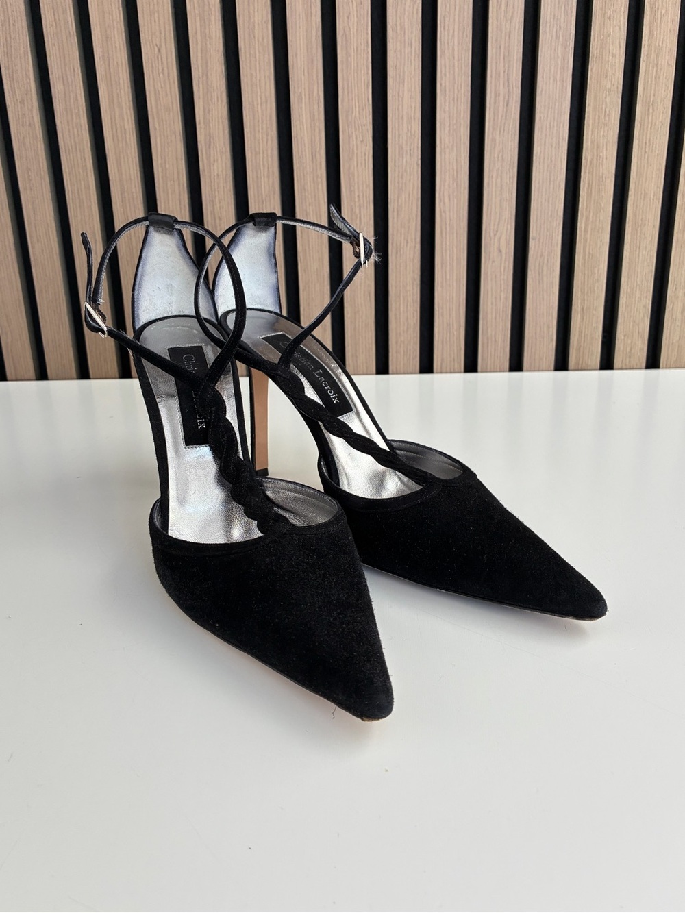 Auth VTG CHRISTIAN LACROIX Velvet Heels